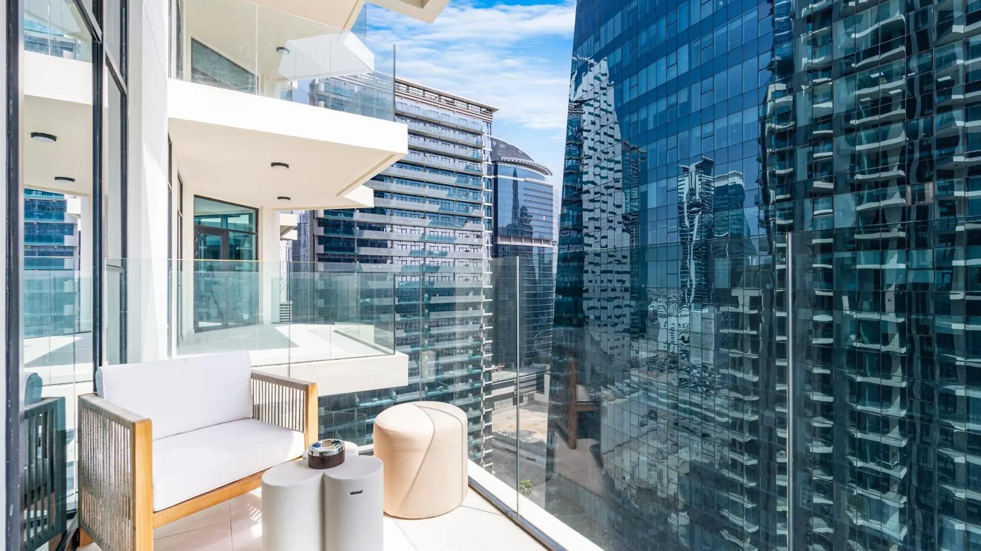 Excellent Home With Canal Views By Missoni Dubaj Apartman