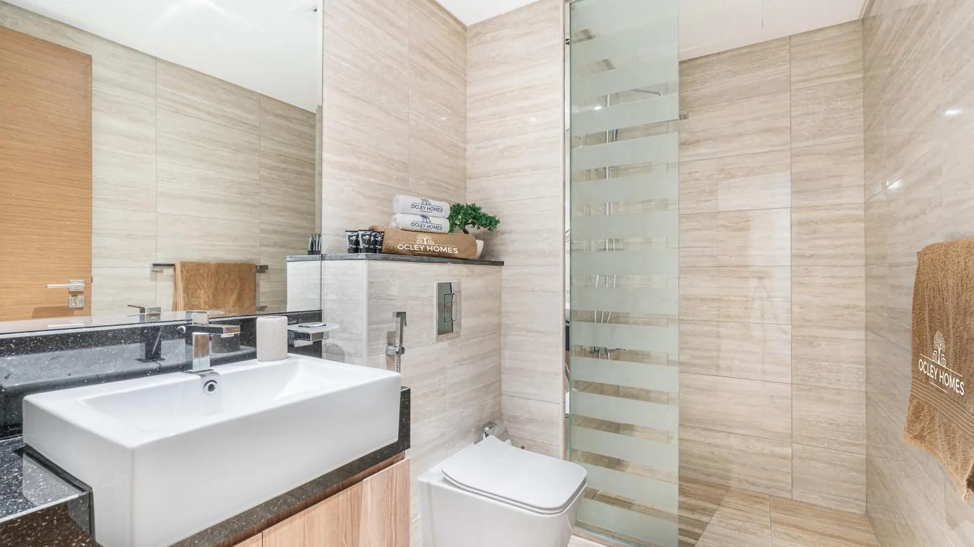 Appartement Excellent Home With Canal Views By Missoni Dubai